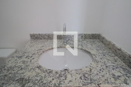 Apartamento para alugar com 36m², 2 quartos e sem vaga Apartamento para alugar com 36m², 2 quartos e sem vagaBanheiro