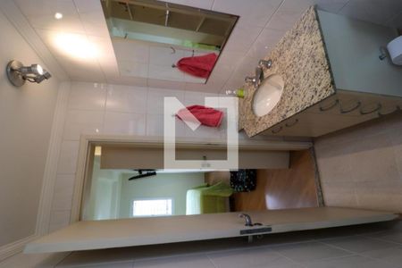 Apartamento à venda com 72m², 3 quartos e 2 vagasBanheiro 1