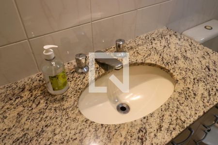 Apartamento à venda com 72m², 3 quartos e 2 vagasBanheiro 1