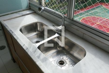 Apartamento para alugar com 163m², 3 quartos e 2 vagas Apartamento para alugar com 163m², 3 quartos e 2 vagasCozinha
