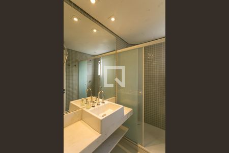 Apartamento para alugar com 163m², 3 quartos e 2 vagas Apartamento para alugar com 163m², 3 quartos e 2 vagasBanheiro da Suíte