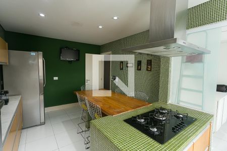 Apartamento para alugar com 163m², 3 quartos e 2 vagas Apartamento para alugar com 163m², 3 quartos e 2 vagasCozinha