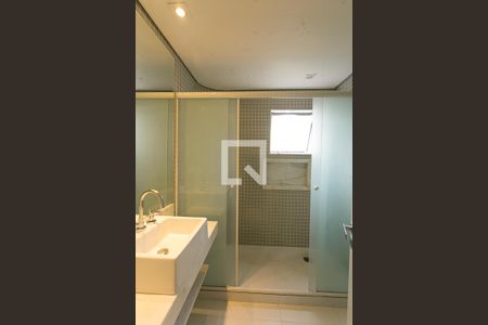 Apartamento para alugar com 163m², 3 quartos e 2 vagas Apartamento para alugar com 163m², 3 quartos e 2 vagasBanheiro da Suíte