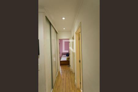 Apartamento para alugar com 163m², 3 quartos e 2 vagas Apartamento para alugar com 163m², 3 quartos e 2 vagasCorredor