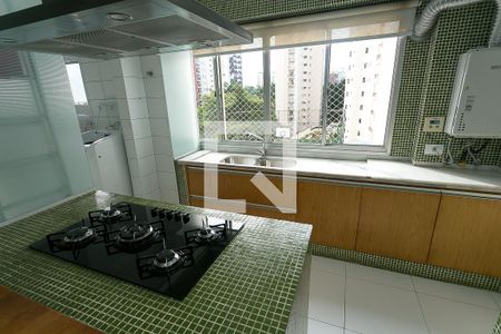Apartamento para alugar com 163m², 3 quartos e 2 vagas Apartamento para alugar com 163m², 3 quartos e 2 vagasCozinha