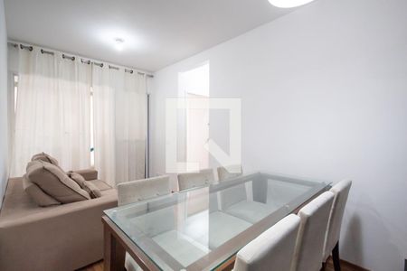 Sala de apartamento à venda com 2 quartos, 59m² em Vila Osasco, Osasco