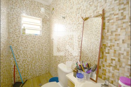 Casa à venda com 352m², 6 quartos e 2 vagas Casa à venda com 352m², 6 quartos e 2 vagasBanheiro 4