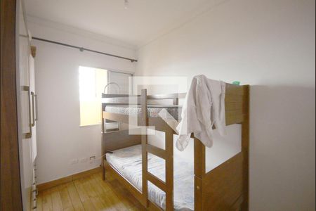 Casa à venda com 352m², 6 quartos e 2 vagas Casa à venda com 352m², 6 quartos e 2 vagasQuarto 5