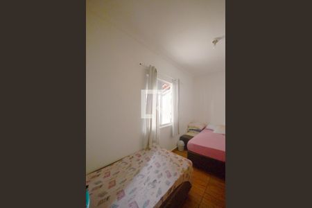 Casa à venda com 352m², 6 quartos e 2 vagas Casa à venda com 352m², 6 quartos e 2 vagasQuarto 6