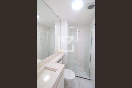 Banheiro de apartamento para alugar com 1 quarto, 33m² em Barra Funda, São Paulo