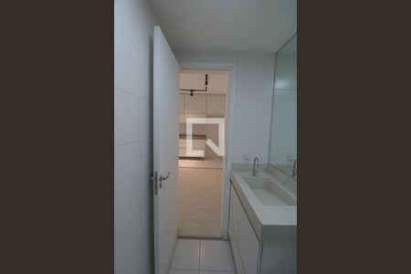 Banheiro de apartamento para alugar com 1 quarto, 33m² em Barra Funda, São Paulo