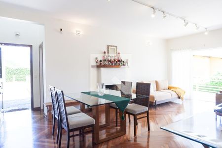 Sala de Jantar de casa à venda com 4 quartos, 309m² em Ouro Velho Mansões, Nova Lima