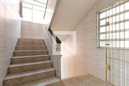 Apartamento à venda com 56m², 3 quartos e 1 vaga Apartamento à venda com 56m², 3 quartos e 1 vagaHall / Escada