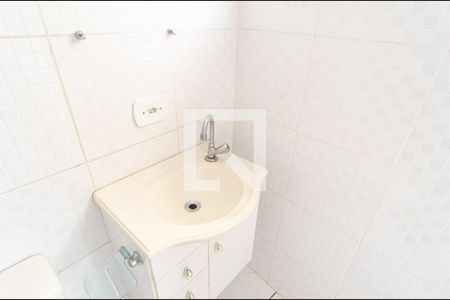 Banheiro Social de casa para alugar com 1 quarto, 35m² em Vila da Saúde, São Paulo