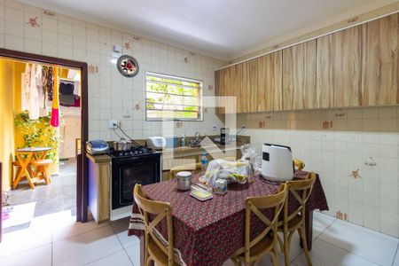 Casa à venda com 116m², 3 quartos e 1 vaga Casa à venda com 116m², 3 quartos e 1 vagaCozinha