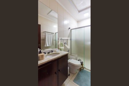 Casa à venda com 116m², 3 quartos e 1 vaga Casa à venda com 116m², 3 quartos e 1 vagaBanheiro