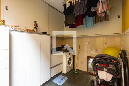 Casa à venda com 116m², 3 quartos e 1 vaga Casa à venda com 116m², 3 quartos e 1 vagaQuintal e Área de Serviço