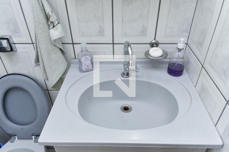 Casa à venda com 135m², 3 quartos e 3 vagas Casa à venda com 135m², 3 quartos e 3 vagasBanheiro 2