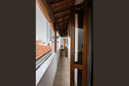 Casa à venda com 367m², 3 quartos e 3 vagas Casa à venda com 367m², 3 quartos e 3 vagasVaranda