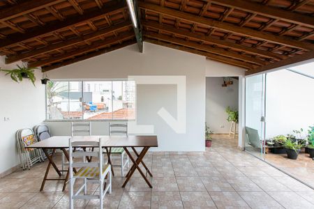 Casa à venda com 367m², 3 quartos e 3 vagas Casa à venda com 367m², 3 quartos e 3 vagasSalão