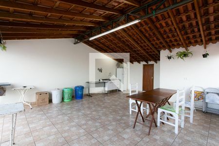 Casa à venda com 367m², 3 quartos e 3 vagas Casa à venda com 367m², 3 quartos e 3 vagasSalão