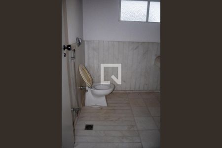 Apartamento para alugar com 282m², 3 quartos e 3 vagasBanheiro