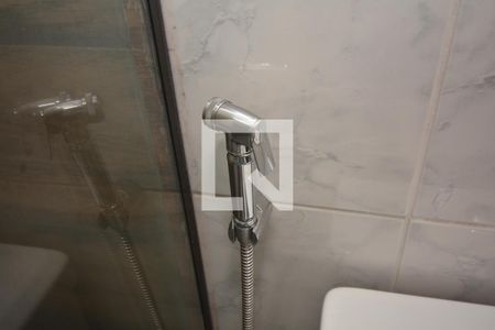 Casa à venda com 64m², 2 quartos e 2 vagasBanheiro Social do Segundo Piso