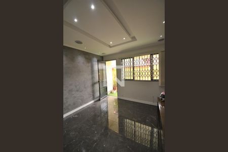 Sala de casa à venda com 2 quartos, 64m² em Irajá, Rio de Janeiro
