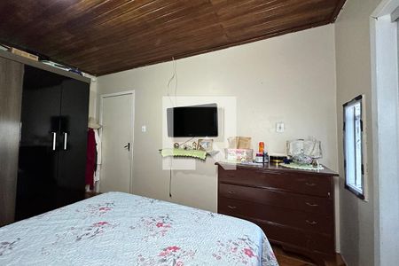 Casa à venda com 243m², 5 quartos e 2 vagasQuarto 1 - Suíte