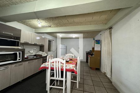 Casa à venda com 243m², 5 quartos e 2 vagasCozinha 2