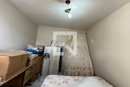 Casa à venda com 243m², 5 quartos e 2 vagasQuarto 4