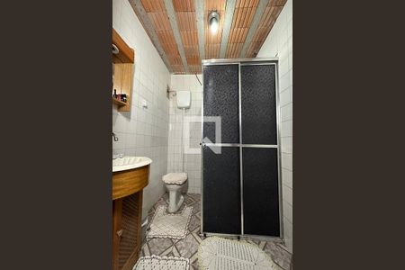 Casa à venda com 243m², 5 quartos e 2 vagasBanheiro 2