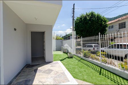 Casa para alugar com 336m², 3 quartos e 2 vagasEntrada