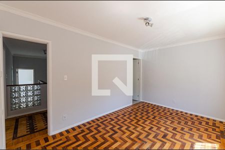 Casa para alugar com 336m², 3 quartos e 2 vagasSuite