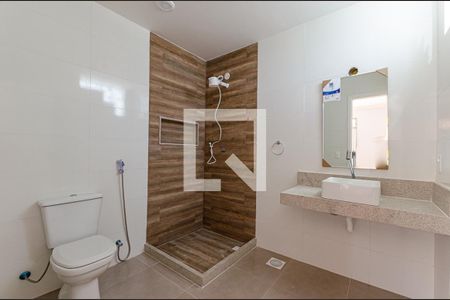 Casa para alugar com 336m², 3 quartos e 2 vagasBanheiro da Suíte