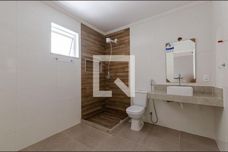 Casa para alugar com 336m², 3 quartos e 2 vagasBanheiro Social