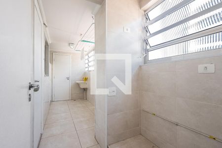 Apartamento para alugar com 180m², 3 quartos e 1 vagaÁrea de Serviço