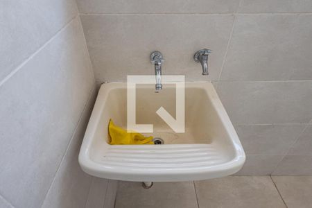 Apartamento para alugar com 180m², 3 quartos e 1 vagaÁrea de Serviço