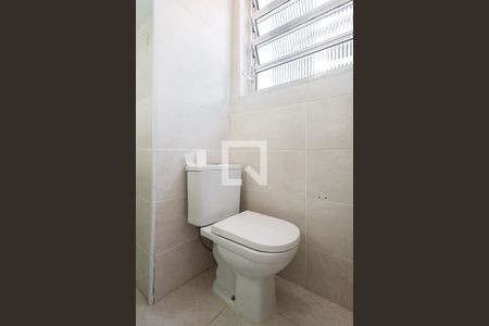 Apartamento para alugar com 180m², 3 quartos e 1 vagaÁrea de Serviço - Banheiro