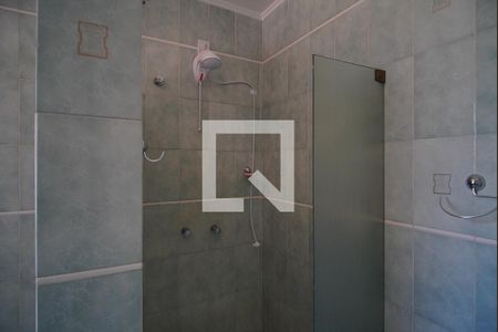 Casa à venda com 184m², 3 quartos e 2 vagasBanheiro Corredor