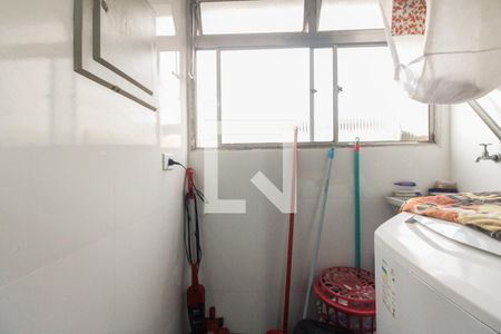 Apartamento à venda com 70m², 3 quartos e 1 vagaÁrea de Serviço