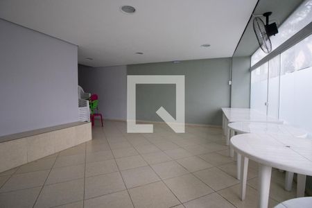 Apartamento para alugar com 84m², 2 quartos e 2 vagas Apartamento para alugar com 84m², 2 quartos e 2 vagasÁrea comum - Salão de festas