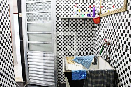 Casa de condomínio para alugar com 60m², 2 quartos e 1 vaga area de serviço