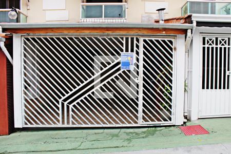 Casa de condomínio para alugar com 60m², 2 quartos e 1 vagaFachada