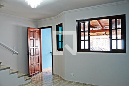 Sala de casa de condomínio para alugar com 2 quartos, 60m² em Vila Nova Curuca, São Paulo