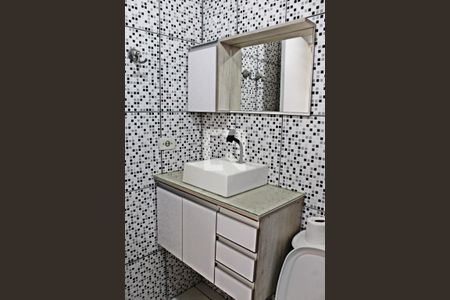 Casa de condomínio para alugar com 60m², 2 quartos e 1 vagaBanheiro