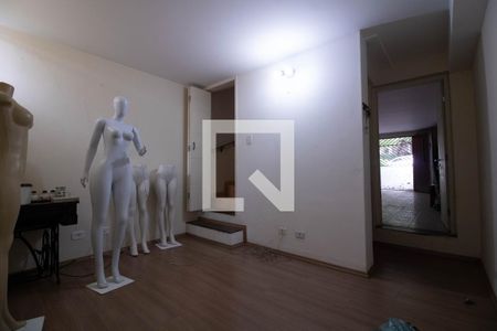 Quarto 2 de casa para alugar com 2 quartos, 250m² em Saúde, São Paulo