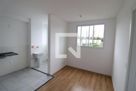 Sala de TV de apartamento para alugar com 2 quartos, 38m² em Guaiaúna, São Paulo