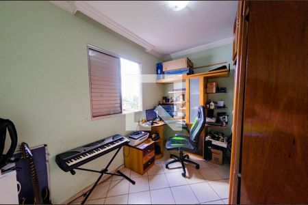 Apartamento à venda com 93m², 3 quartos e 1 vagaQuarto 2