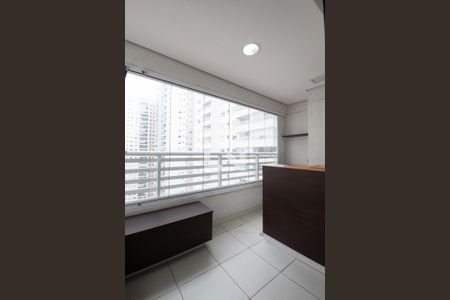 Sacada de apartamento para alugar com 2 quartos, 67m² em Centro, Osasco